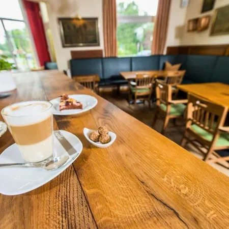 Peters - Genusshotel In Der Otel 3*